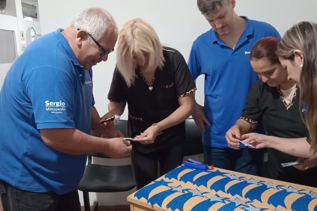 SaveClip.App_605211708_1300947032067779_8651272252212498048_n