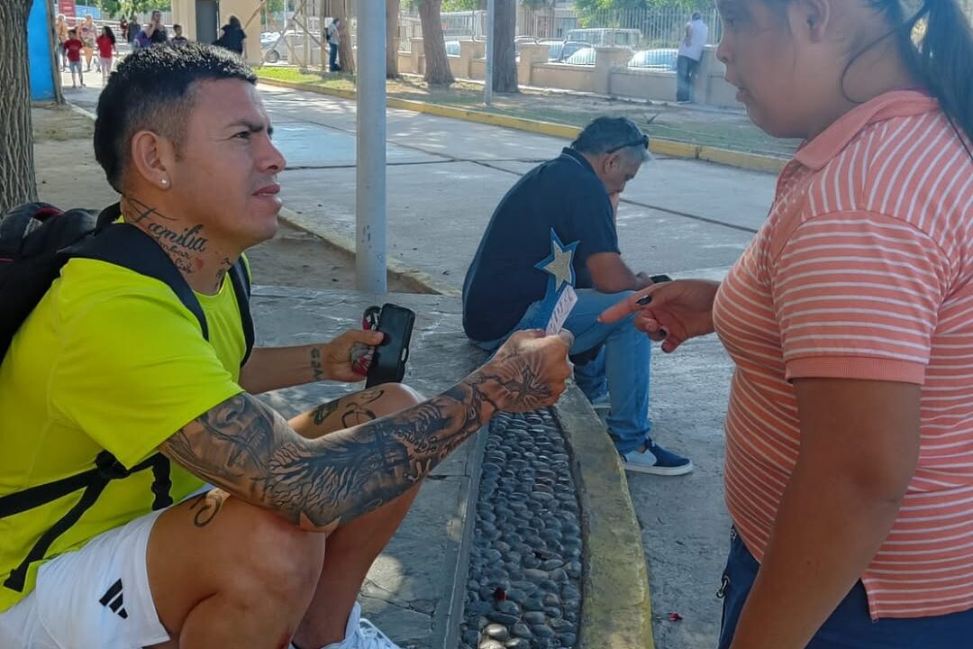 SaveClip.App_605291768_1300946702067812_6923875140221297622_n