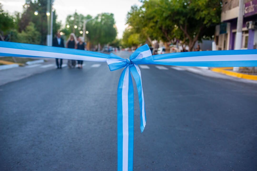 SaveClip.App_641597491_1352434986918983_1472974726472957143_n